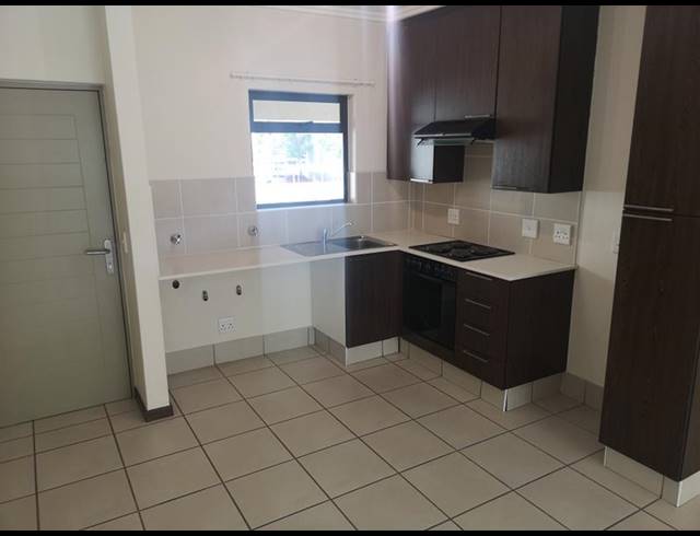 1 BEDROOM PROPERTY TO RENT IN BRYANSTON